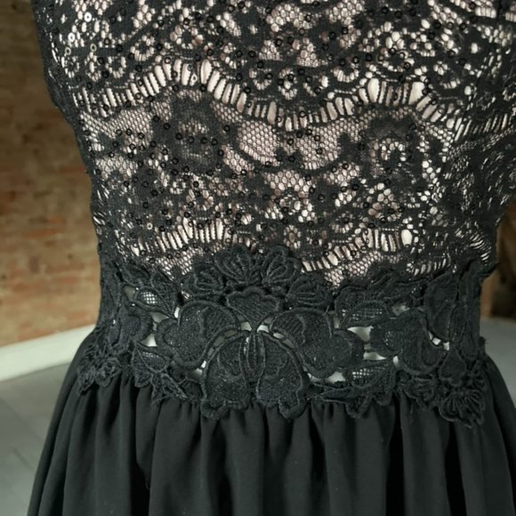 The Perfect Little Black Dress from Francesca's Boutique, Sequence Top - Picture 2 of 5